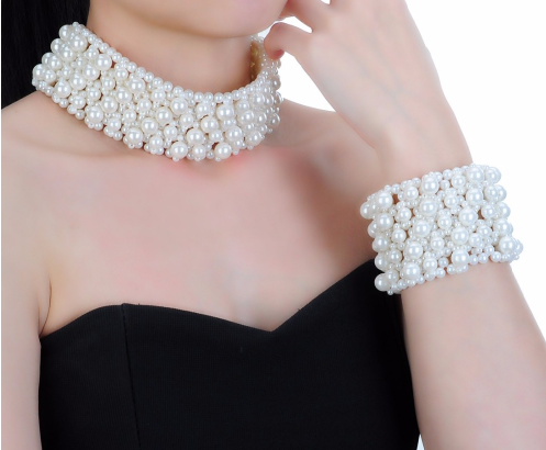 Pearl Necklace and Bracelet Set